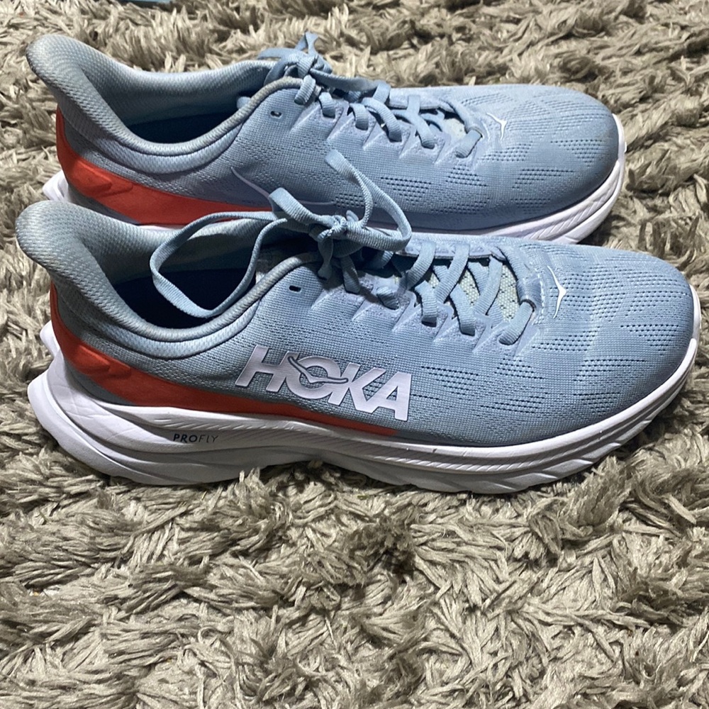 PREVIOUSLY LOVED JOKA RUNNING SHOES